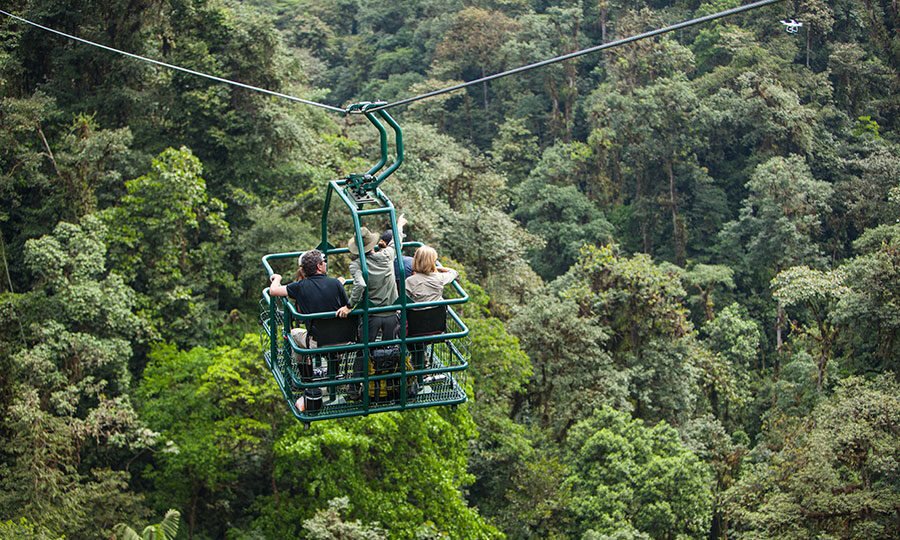 TRAVEL & ADVENTURE – Head in the Clouds: Exploring the Rain Forest at the Mashpi Lodge –