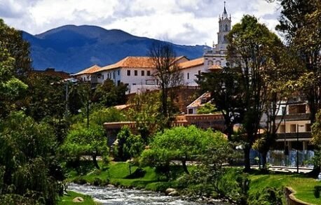 Cuenca’s history lives in the names and dates of the city’s streets, parks and monuments